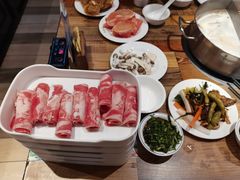 -蒙肥羊·酸汤潮牛·鲜牛肉火锅烤肉自助(岗顶店)