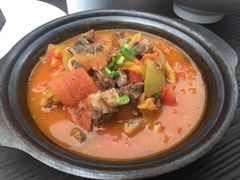 -几个木匠匠人厨房