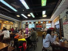 大堂-黑白电视长沙小吃(美林M·LIVE天地东座店)