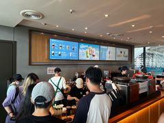-星巴克(青岛火车北站候车大厅店)