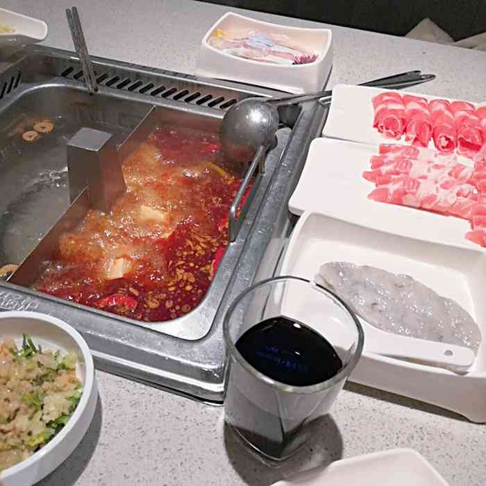 海底捞火锅(银泰创意城店)-"海底捞～最近吃了两次海底捞,都是在银泰.
