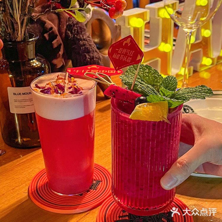 广州氛围感美式餐吧🔥点了一桌洛奇勇气红！