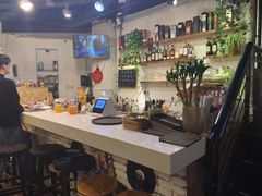 -84那年咖啡馆(李沧万达店)