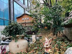 -陆地游轮西山温泉号