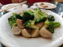 鲜蘑西兰花-晋阳饭庄(虎坊桥店)