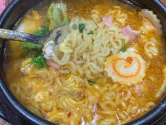 石锅辛拉面-原始泥炉烤肉(总店)