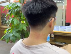 -贝勒爷专业男发