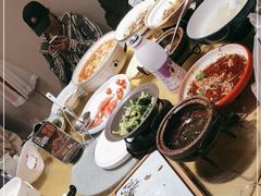 -有红鸡毛店·川菜(建设路店)