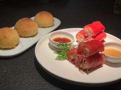 红米脆皮鲜虾肠-蝴蝶里·粤菜·点心(龙湖天街&滨江店)