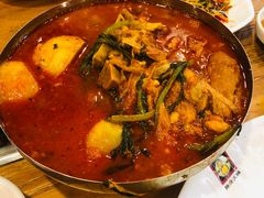 -喇喇排骨火锅·传统韩式脊骨汤(望京西园总店)
