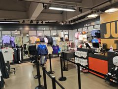 -NIKE上海青浦优选体验店