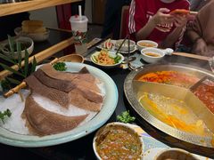 -廖掌柜·重庆鲜货火锅(上海首店)