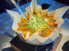 -穹六人间 people 6(岳阳路店)