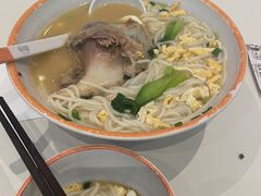-大食代美食广场(上海中心店)