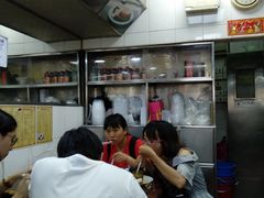 -陈光记烧腊店(罗保博士街店)