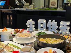 -海派悦庭·海胆烧麦·新融合菜(凯德广场店)