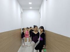 -西安小天鹅艺术团(金花路校区)