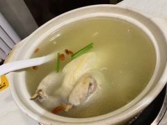 弯弯鸡汤-19号私房菜(云南路店)