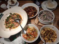 -费大厨辣椒炒肉(万家丽一店)