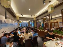 大堂-华盛园卷子王农家菜水库鱼