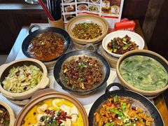 -富正毅三下锅·湘西韵味(天门山索道店)