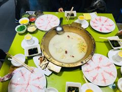 -颜氏双江清水鱼一养身火锅(磁器口店)