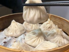 -莱莱小笼·乔艾