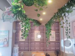 -必胜客(WOW昙华林店)