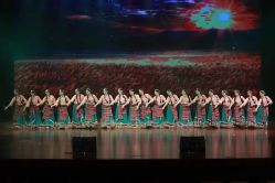 -尚美霓裳晚礼服·合唱服·舞蹈演出服租赁定制