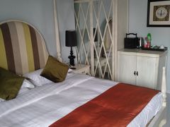 -十号名邸精品酒店（上海音乐学院店）(原复旦五官科医院店)