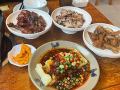 -老鼎万春卤菜(五代传承创始老店)