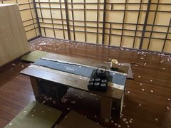 -荒岛实景沉浸密室(江汉路1店)