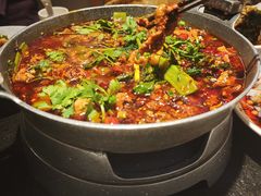 -万重锦·人文川菜馆(骡马市店)