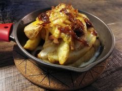 -HIGH FIVE哈福手工汉堡(桂林路店)