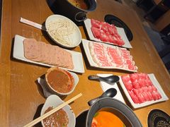 -呷哺呷哺(融创茂店)