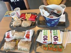 -麦当劳(金山红星美凯龙DT店)