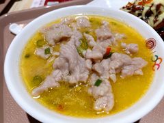 藤椒肉片-北大家园食堂