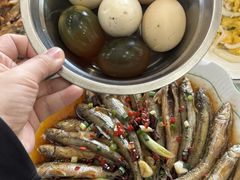 -丹水桥地锅鱼·翘嘴鲌·地方特色全鱼宴(丹江口大坝店)