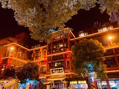 -黄兴南路步行商业街