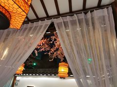 -荷塘秋月·本帮江浙菜(国权路店)