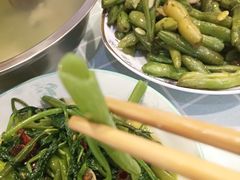 -烧哥美蛙肥肠鱼火锅·十五年社区店