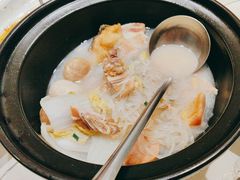 -沪华海鲜大酒楼(南汇店)