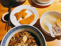 -沪西老弄堂面馆(定西路店)