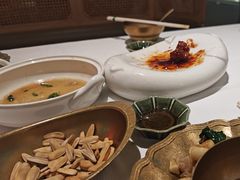 -桂满陇·手作小笼包&江南叫花鸡(中山公园店)