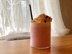 蜜桃雪顶-浮漫咖啡(镜湖万达广场店)