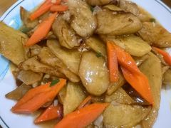 -鹤乡东北菜(崮山路店)
