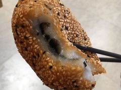 大麻球黑洋酥-白玉兰食品甜凤店(合生汇店)