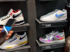 -NIKE上海青浦优选体验店