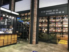 -CGV影城(滨江天街IMAX店)