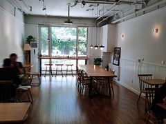 -Cafe Villa